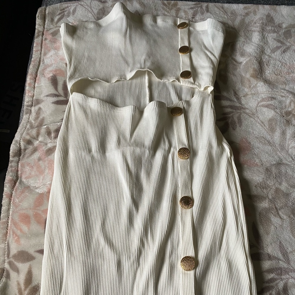 Two set dress